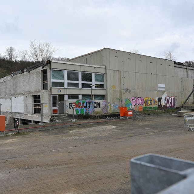 Das Foto zeigt die Bauarbeiten am Kürtener Schulzentrum
