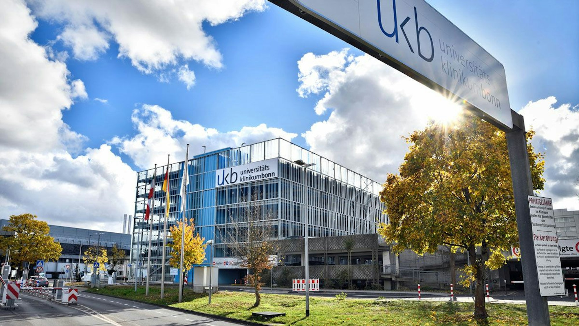Außenaufnahme des Universitätsklinikums Bonn (UKB)