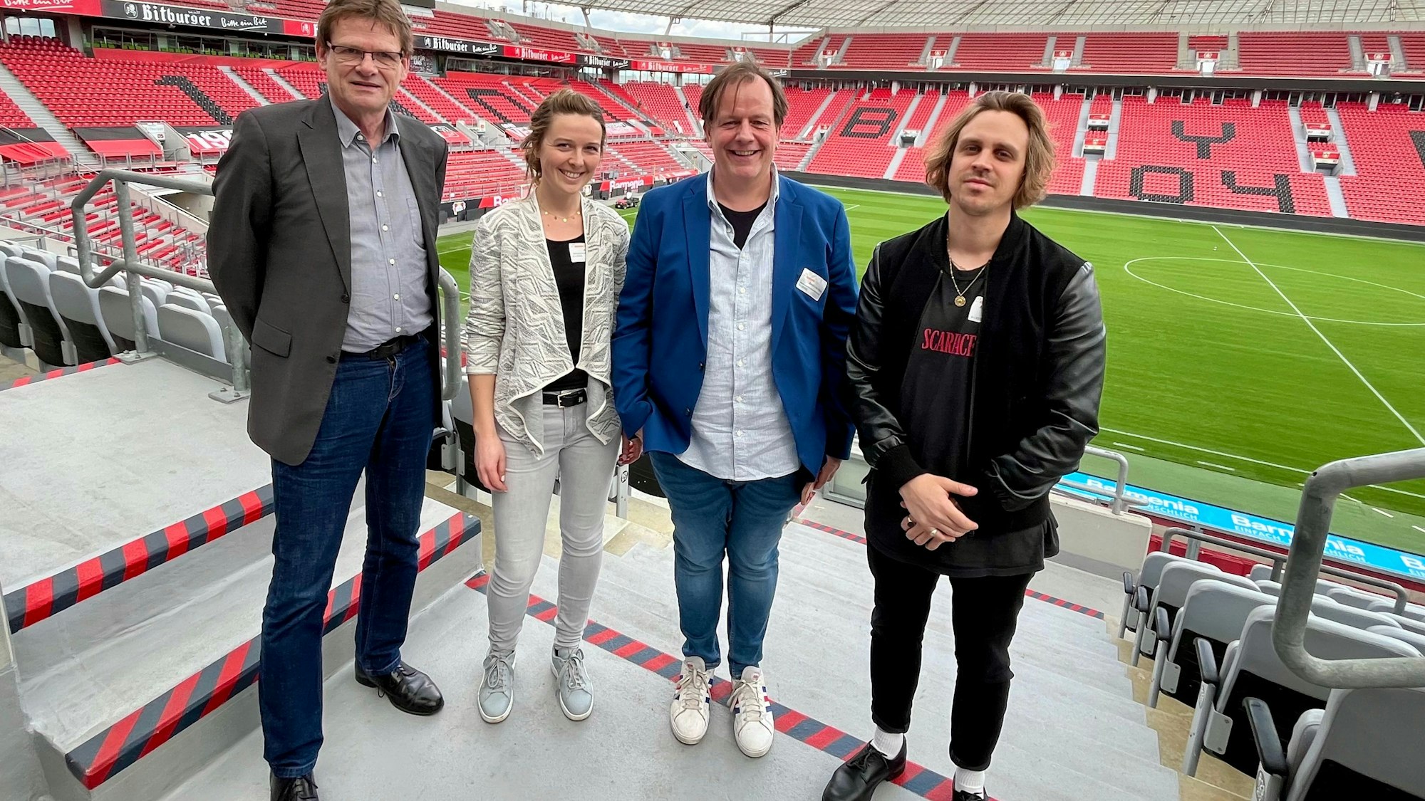 Experten für Mediensucht in der Bay-Arena: Rudolf Stark, Julia Klauke, Andreas Pauly und Alexander Freise.