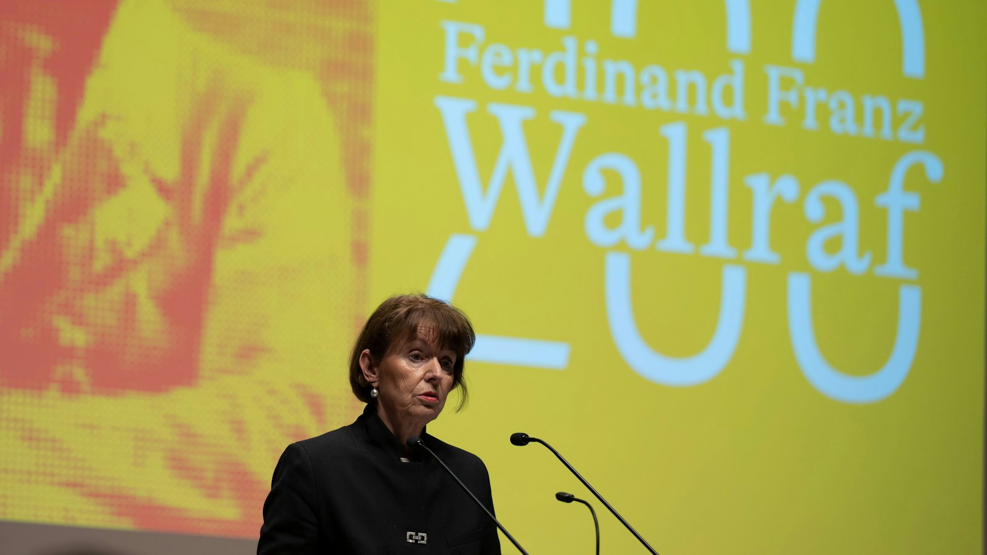 Oberbürgermeisterin Henriette Reker spricht beim Festakt zum Wallraf-Jahr im Historischen Rathaus