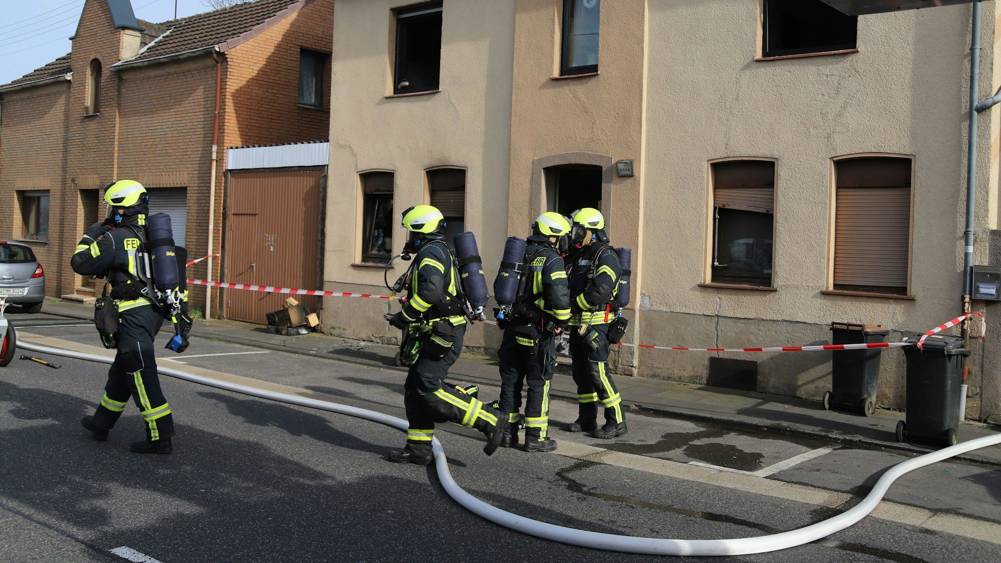 In einem Haus an der Hauptstraße in Troisdorf-Spich hat eine Küche gebrannt, verletzt wurde niemand.