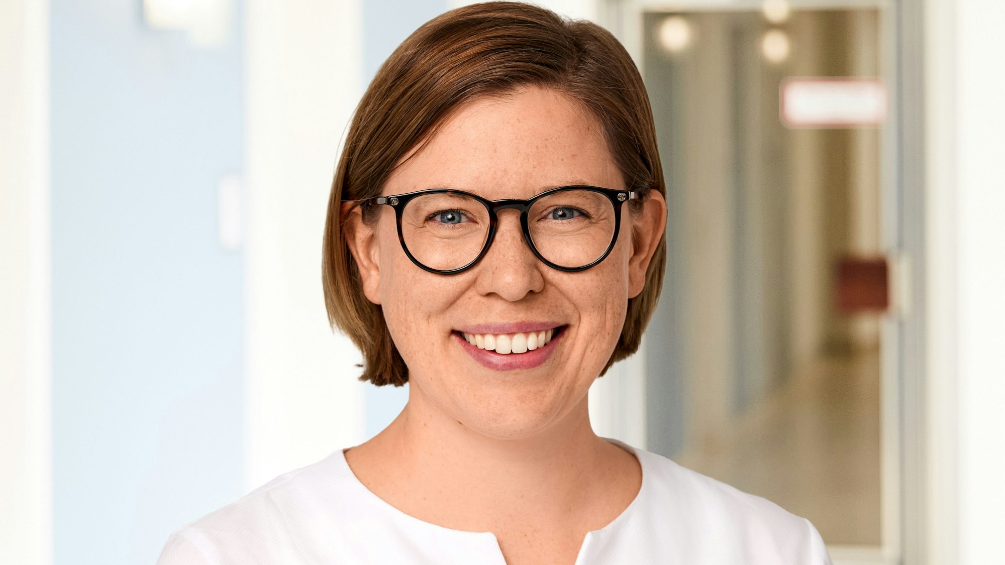 Porträtfoto der Ökonomin Anna Bindler von der Kölner Universität