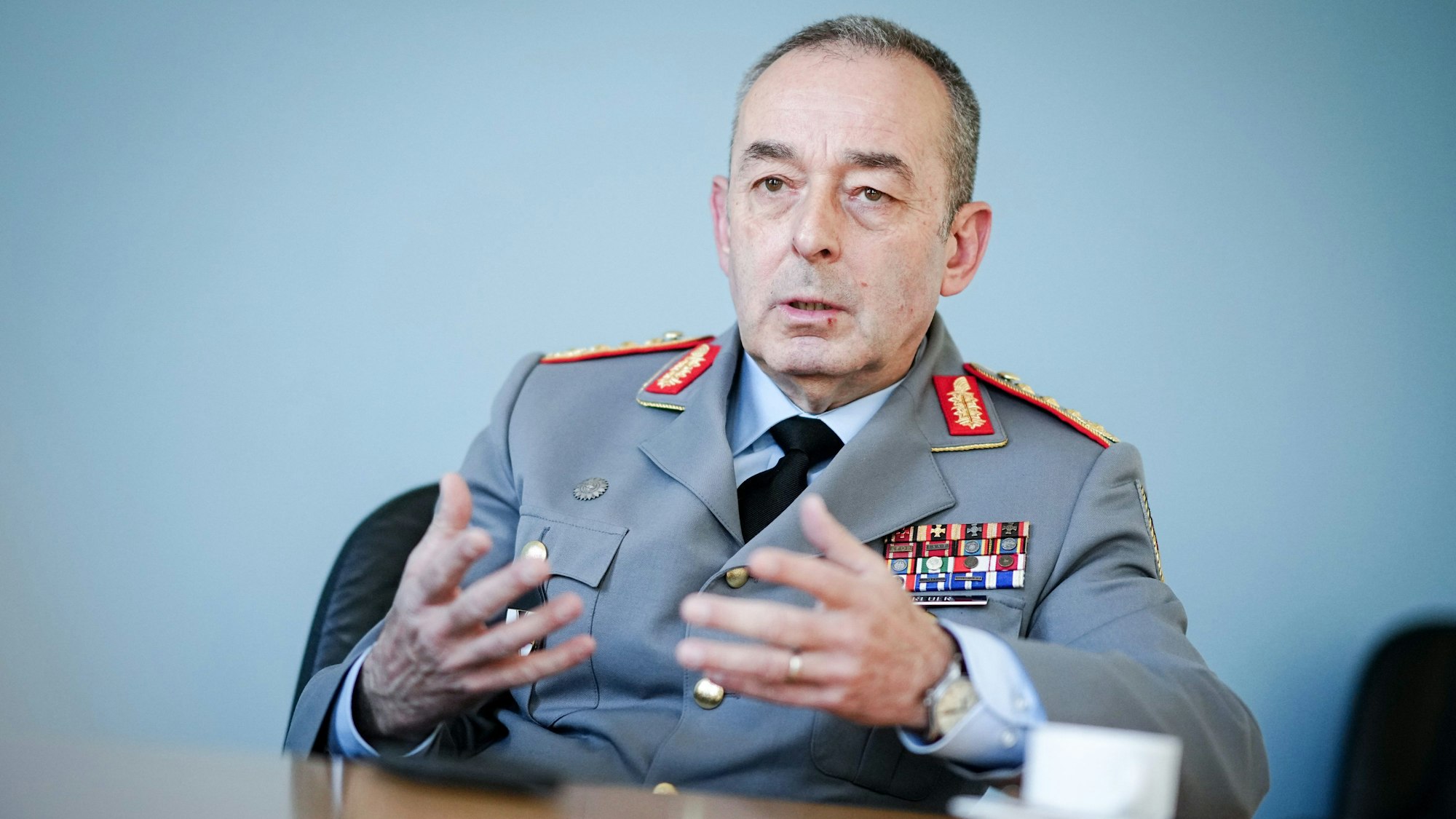 Carsten Breuer, Generalinspekteur der Bundeswehr, warnt vor einem möglichen russischen Angriff auf ein Nato-Land in „fünf bis acht Jahren“. (Archivbild)