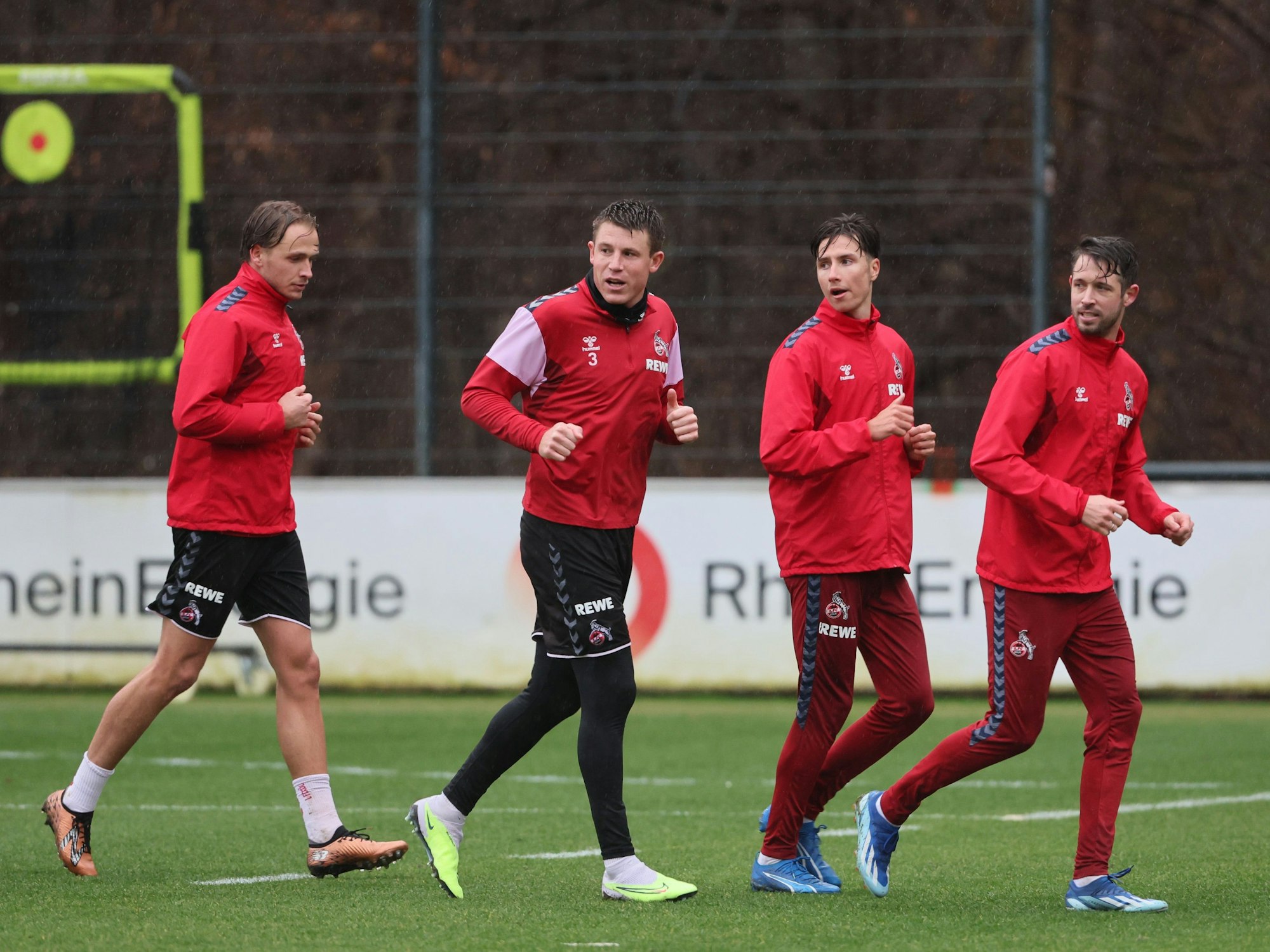 1. FC Köln, Training, von links: Mathias Olesen, Dominique Heintz, Denis Huseinbasic, Mark Uth