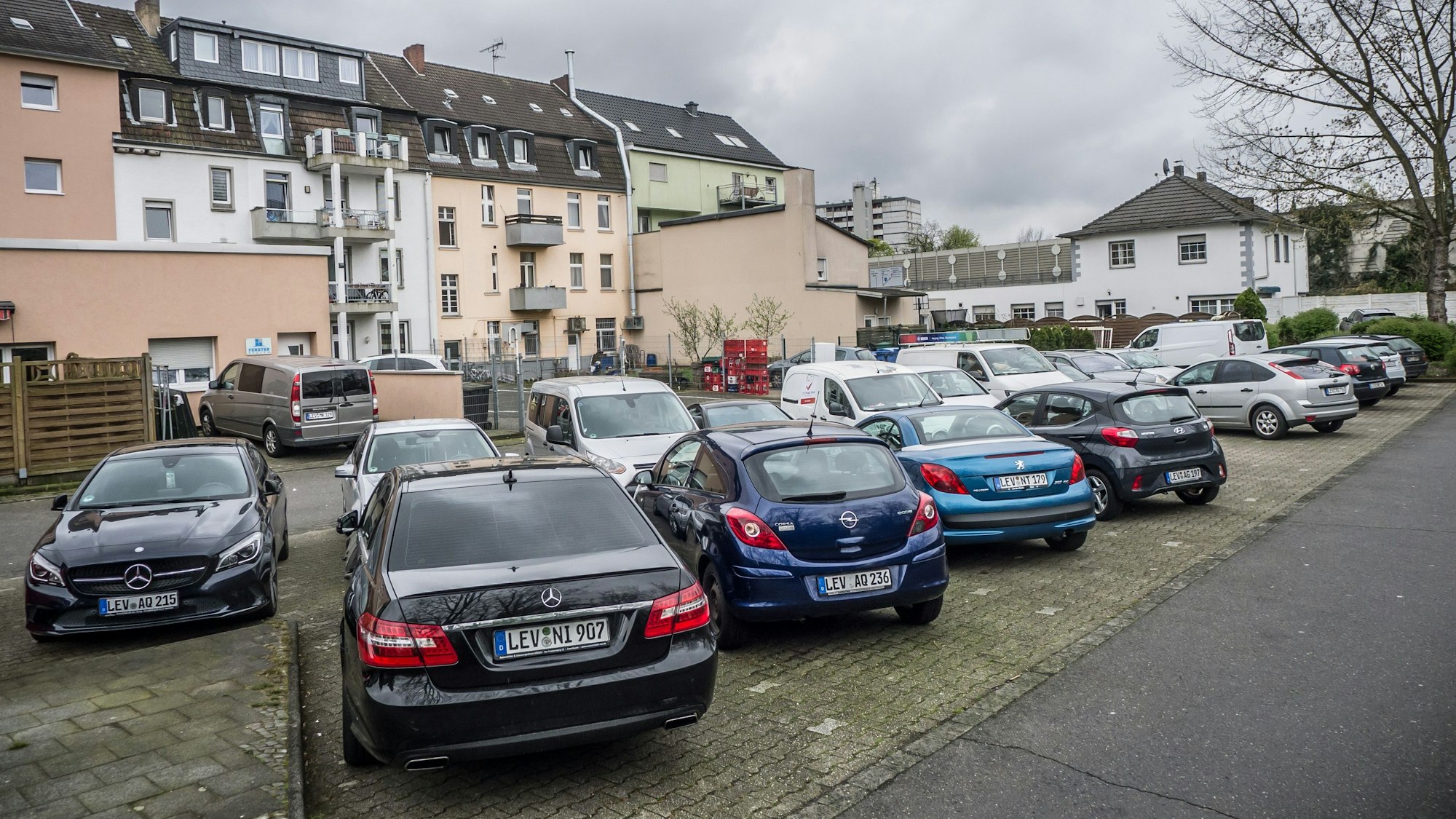 Parkplatz, der Teilentsiegelt werden soll: An der Borkumstraße, manfort