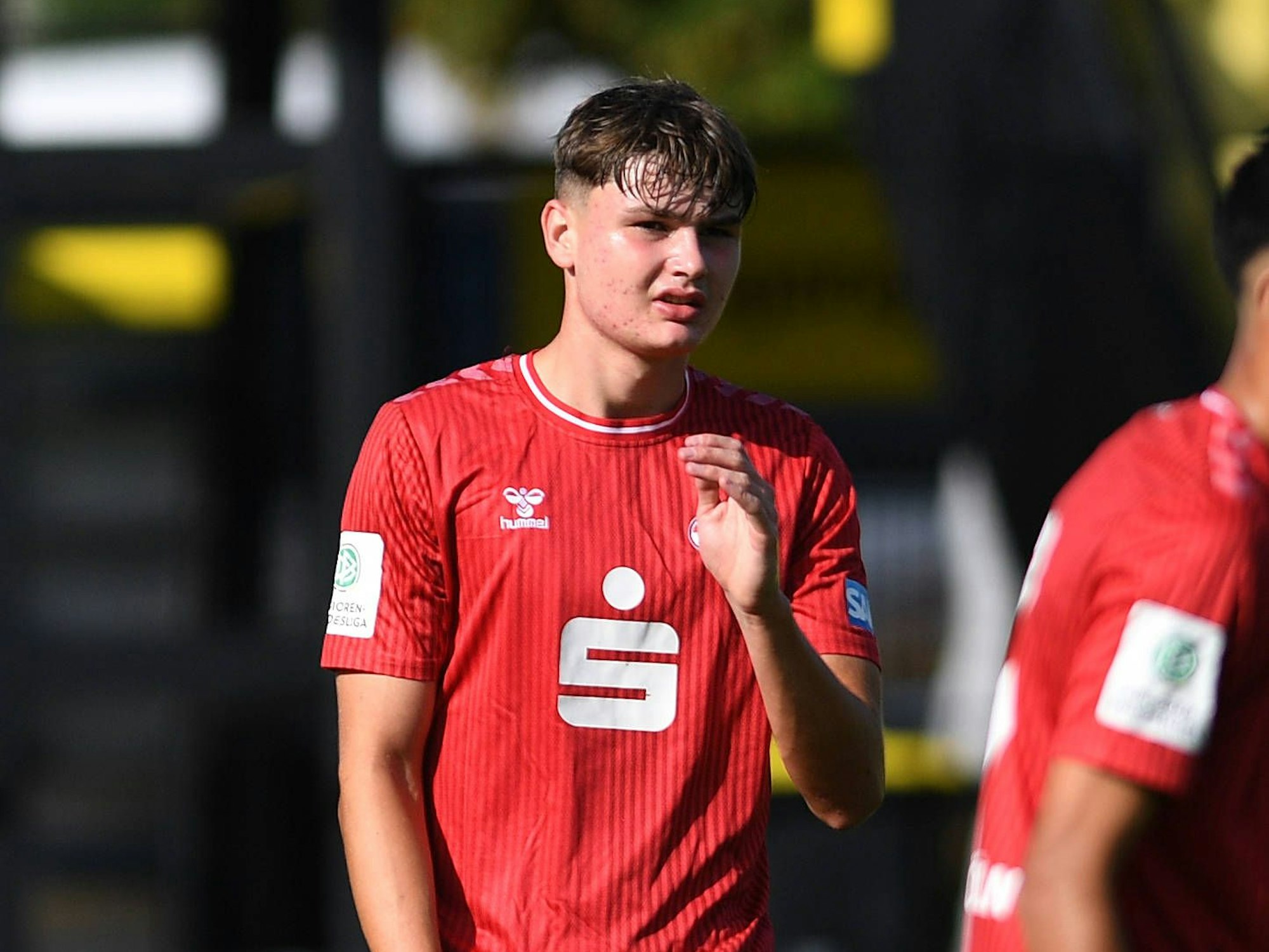Jaka Cuber Potocnik für die U19 des 1. FC Köln im Einsatz.