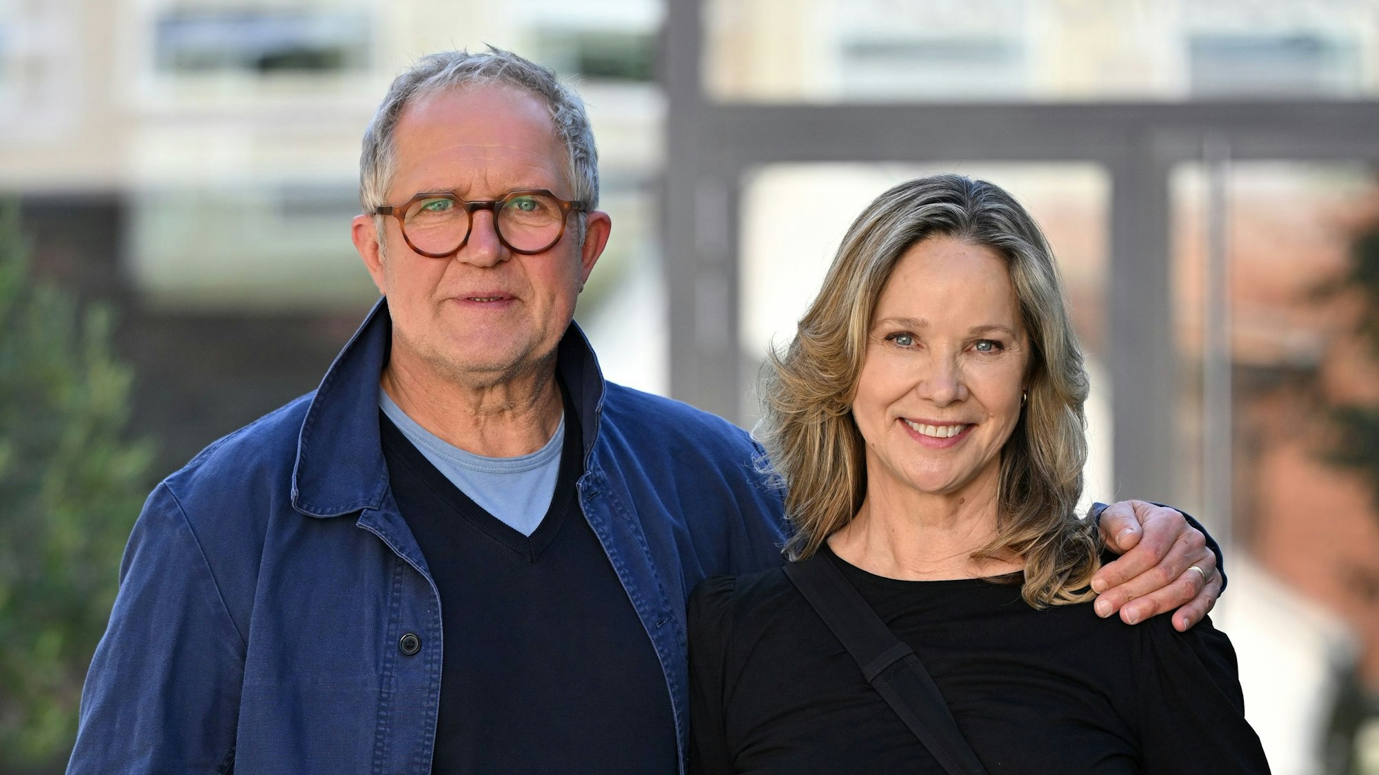 Ann-Kathrin Kramer, Schauspielerin und Ehemann Harald Krassnitzer ("Tatort") am 23. September 2023