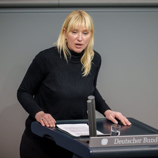 Luise Amtsberg, (Bündnis90/Die Grünen) ist Beauftragte der Bundesregierung für Menschenrechtspolitik und Humanitäre Hilfe im Auswärtigen Amt.