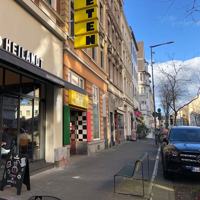 Zuletzt hat unter anderem die Heilandt Rösterei neu auf der Neusser Straße eröffnet – dennoch wünschen sich die Menschen mehr Gastronomie.