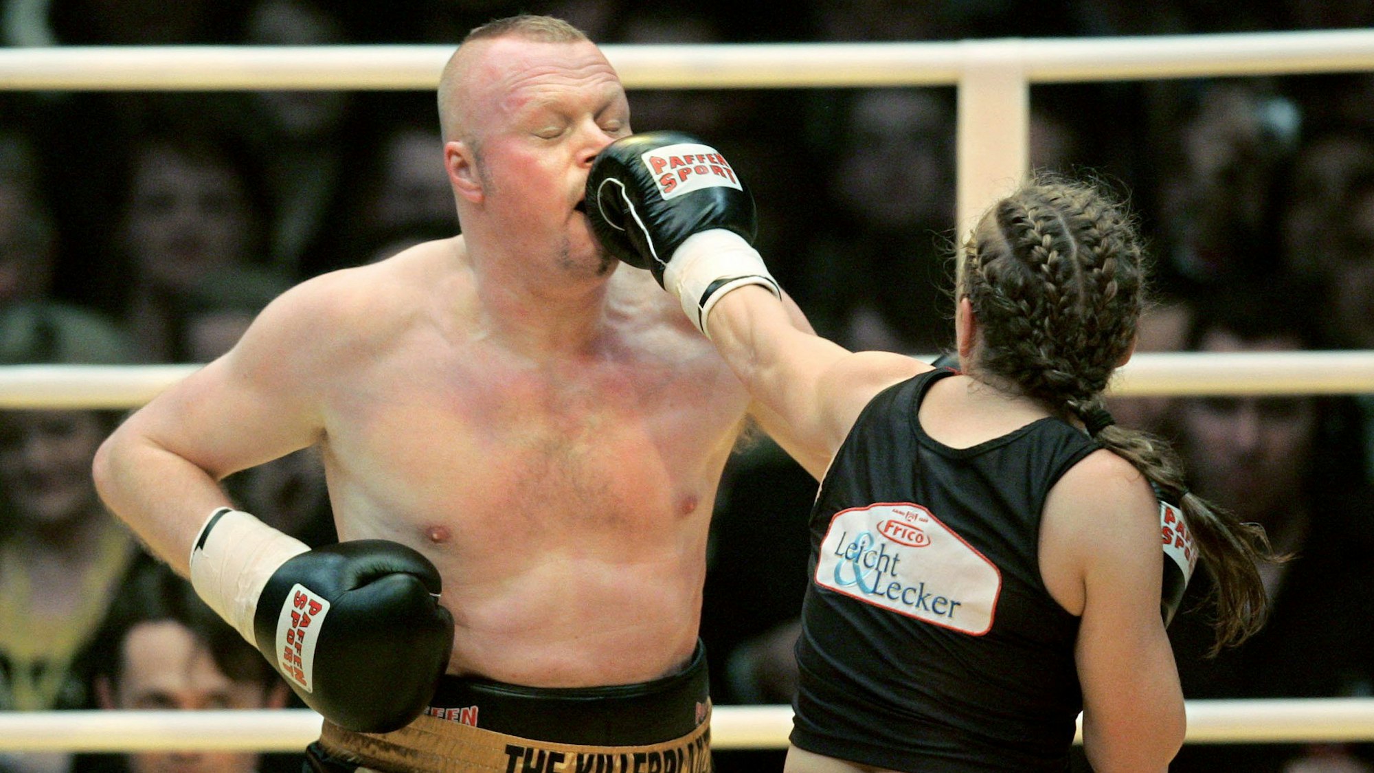 2007 boxte Raab in der Kölnarena gegen Regina Halmich.