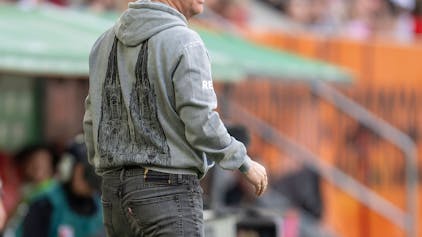 Timo Schultz setzte in Augsburg ein klares Zeichen zugunsten der Offensive, doch viel Offensivspiel brachte seine Mannschaft nicht zuwege.