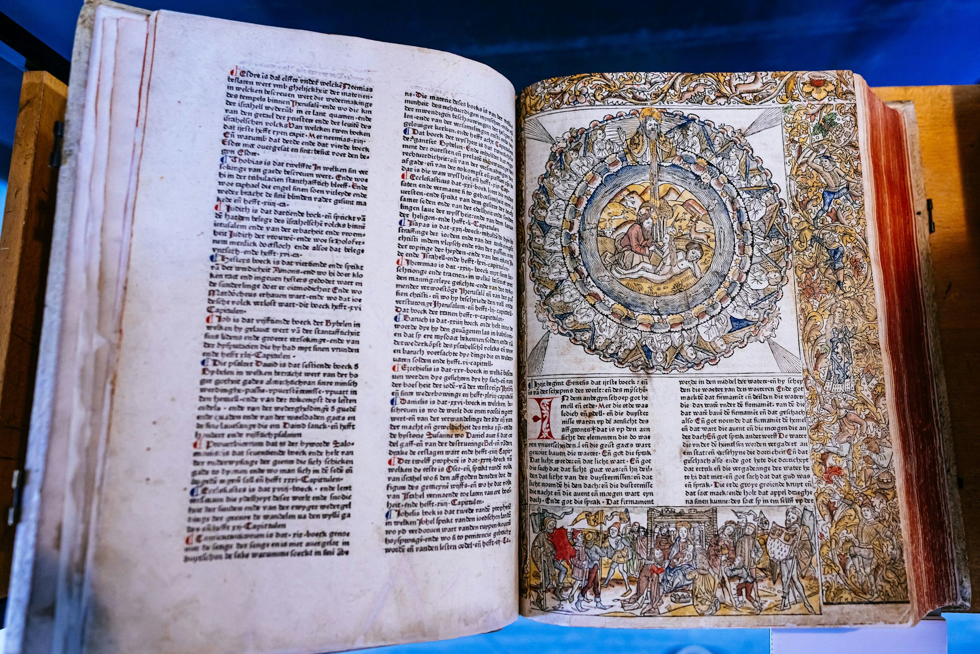 Ein Starstück mit Millionenwert, frisch aus der Restaurierung zurück: Die farbig illustrierte Kölner Bilderbibel von 1478 ist einer der kostbarsten Schätze der Wallraf-Bibliothek.