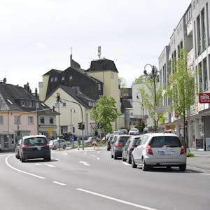 Über verkehrsbeschränkende Maßnahmen auf Hauptverkehrsadern in Rösrath, etwa auf der Hauptstraße in der Stadtmitte, soll die Kommunalpolitik sprechen.