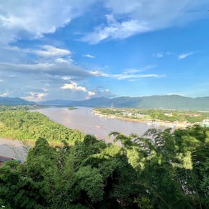 Der Mekong am sogenannten Goldenen Dreieck zwischen Laos, Thailand und Myanmar. Ein Lkw mit ätzender Schwefelsäure ist im laotischen Touristenort Luang Prabang in den Fluss Nam Kham gekippt, der in den Mekong fließt. <br>dpa