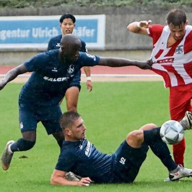Derby Siegburger SV 04 gegen den FC Hennef 