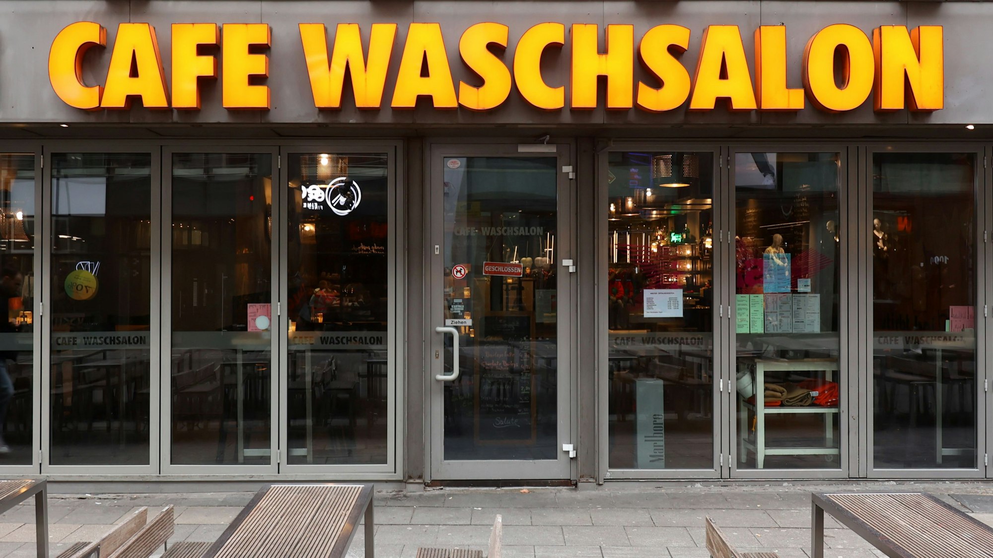 Das Café Waschsalon auf der Ehrenstraße