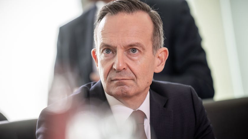 Volker Wissing (FDP), Bundesminister für Verkehr und Digitales. Sein Ministerium hat erneut die Klimaziele massiv verfehlt.