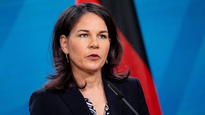 Annalena Baerbock (Bündnis 90/Die Grünen), Außenministerin, gibt nach dem iranischen Angriff auf Israel ein Statement im Auswärtigen Amt.