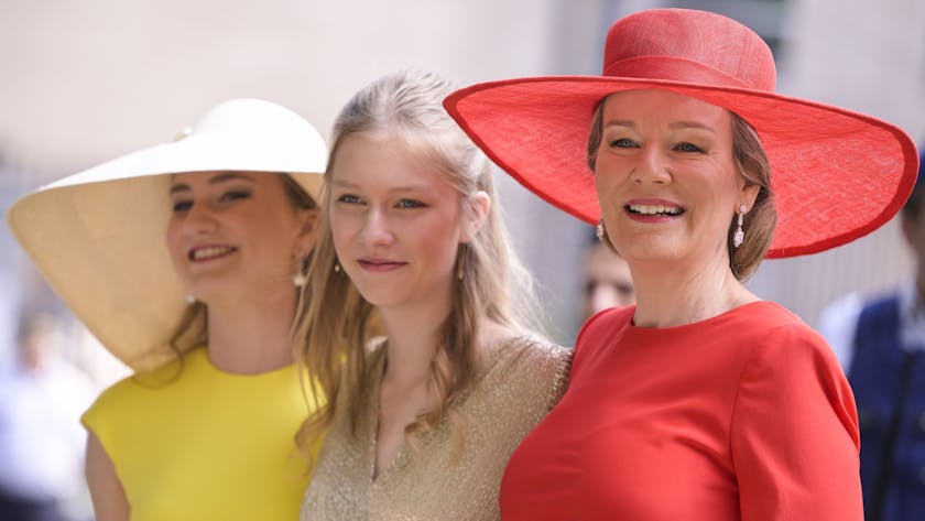 Kronprinzessin Elisabeth (l-r) von Belgien, Prinzessin Eleonore von Belgien und Königin Mathilde von Belgien nehmen an der Te Deum-Messe anlässlich des belgischen Nationalfeiertags teil.