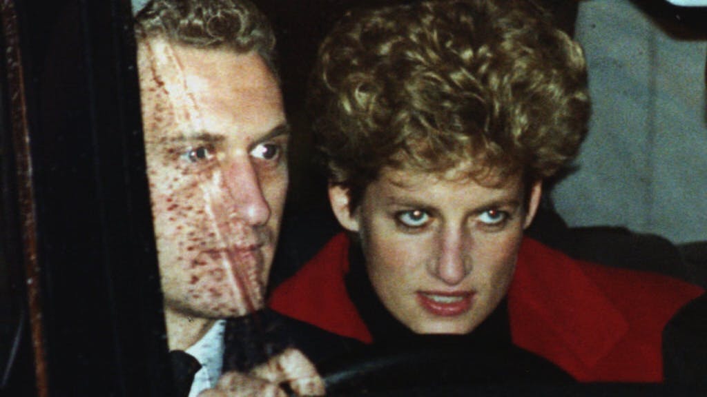 Das undatierte Foto zeigt Lady Diana, die Prinzessin von Wales, mit ihrem Chaffeur Steve Davis.&nbsp;