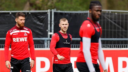 Max Meyer (rechts) und Salih Özcan (links) während des Trainings.