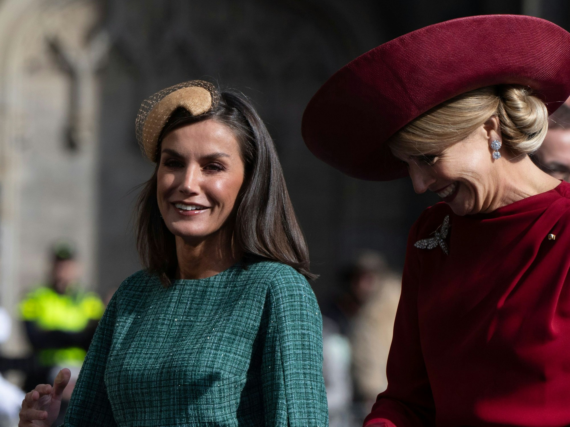 Königin Letizia und Königin Máxima verstehen sich gut – und können sich auf Spanisch unterhalten. Máxima wurde in Argentinien geboren.