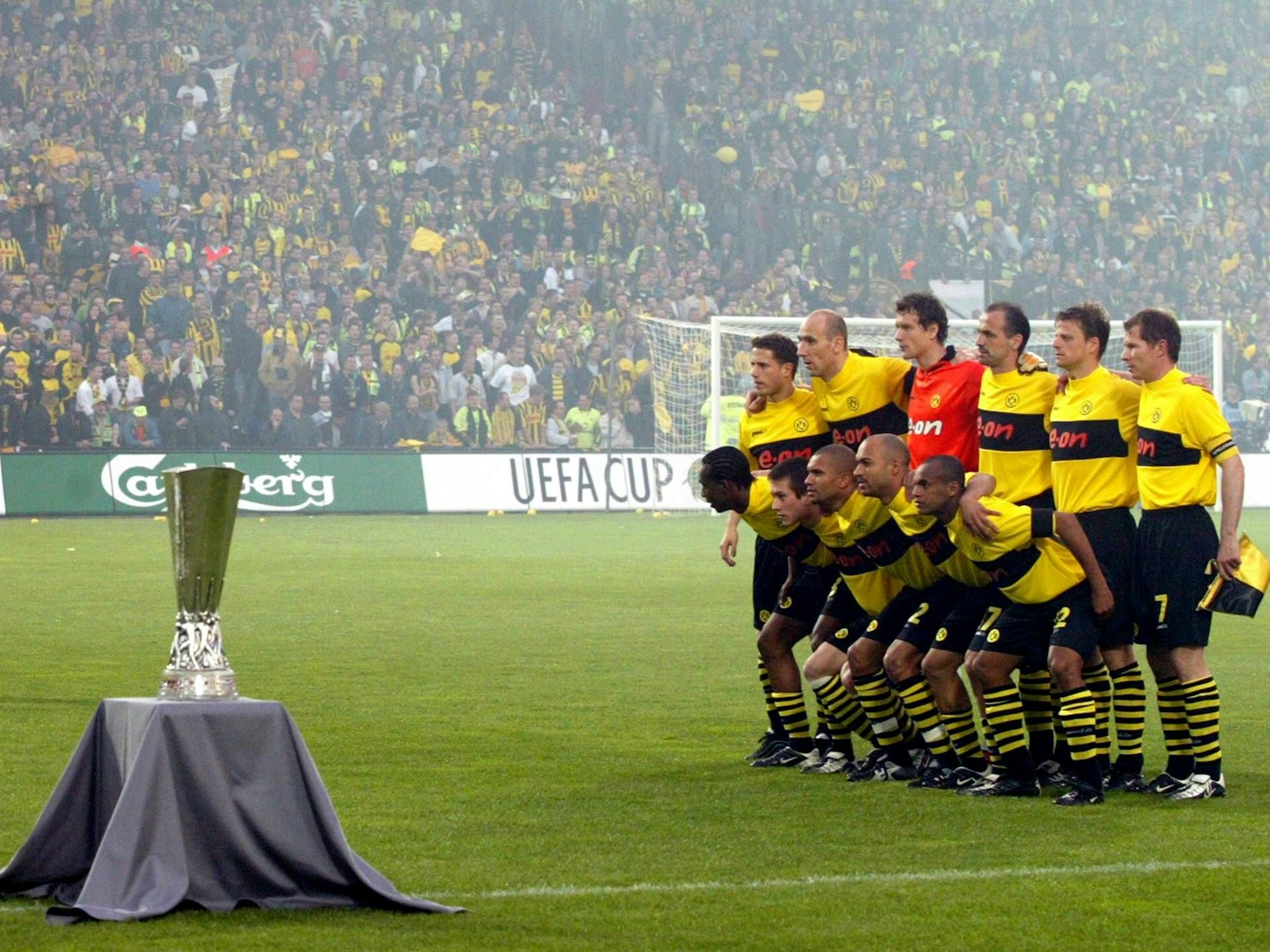 Mannschaftsbild des BVB vor dem Uefa-Cup.