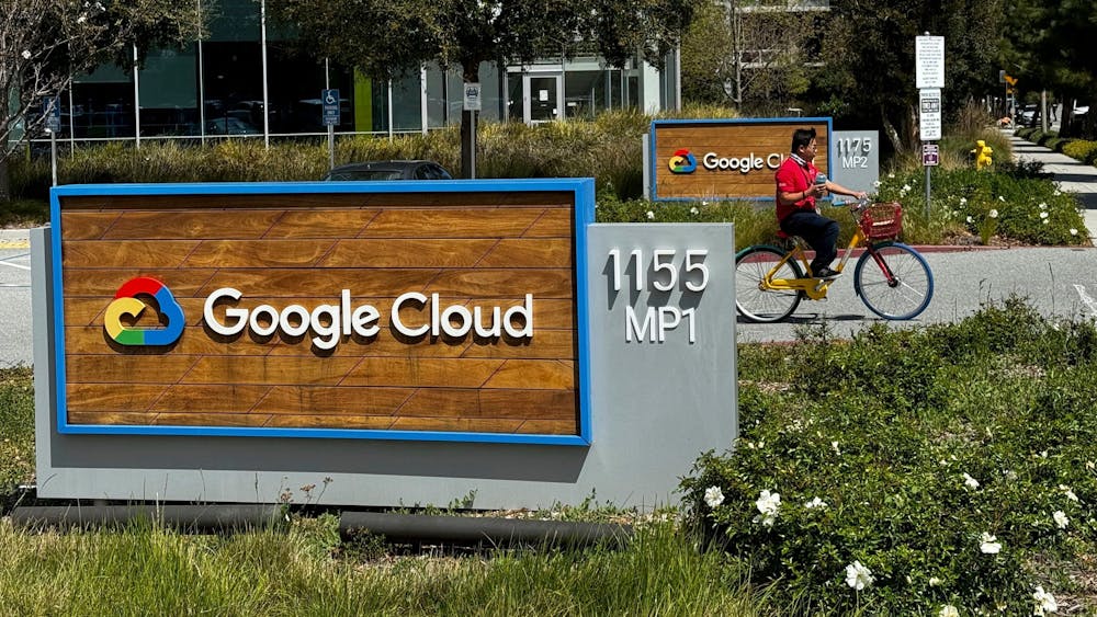 Der US-Technologiekonzern Google hat 28 Beschäftigte wegen der mehrstündigen Besetzung eines Büroraums aus Protest gegen einen Vertrag des Unternehmens mit der israelischen Regierung entlassen.