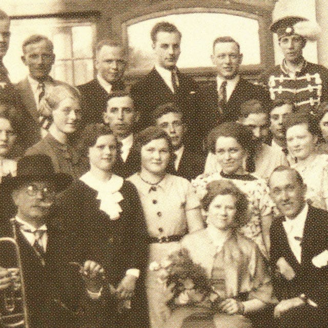 Beim Maiball im Saal Ritzdorf des Frankfurter Hofs wurde dieses Foto vermutlich im Jahr 1930 geschossen.