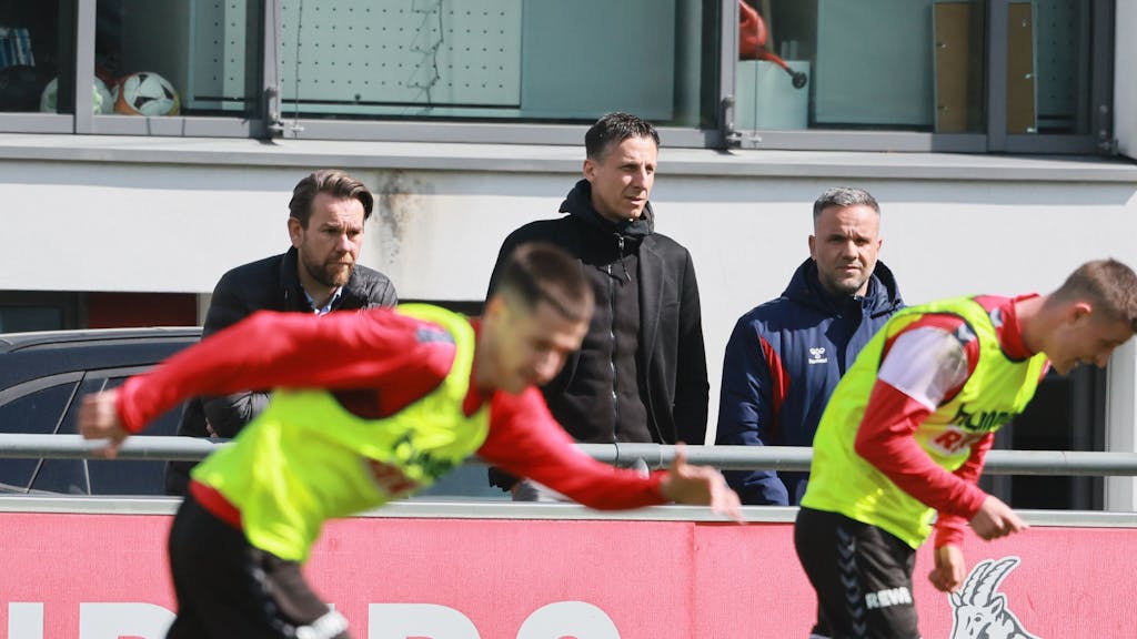 Thomas Kessler, Christian Keller und Evangelos Sbonias beim Training des 1. FC Köln.