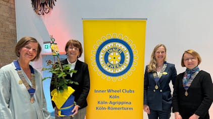 Dagmar Schulte (Präsidentin Inner Wheel Club Köln), Henriette Reker (Oberbürgermeisterin Köln), Birgit Rothschild (Präsidentin IWC Köln-Römerturm), Dr. Andrea Deichmann (Präsidentin, IWC Agrippina)