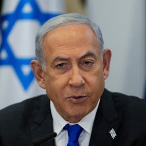 Benjamin Netanjahu, Ministerpräsident von Israel, leitet eine Kabinettssitzung. (Archivbild)