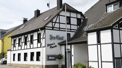Fachwerkhaus: Das Restaurant Zur Tant in Porz Langel
