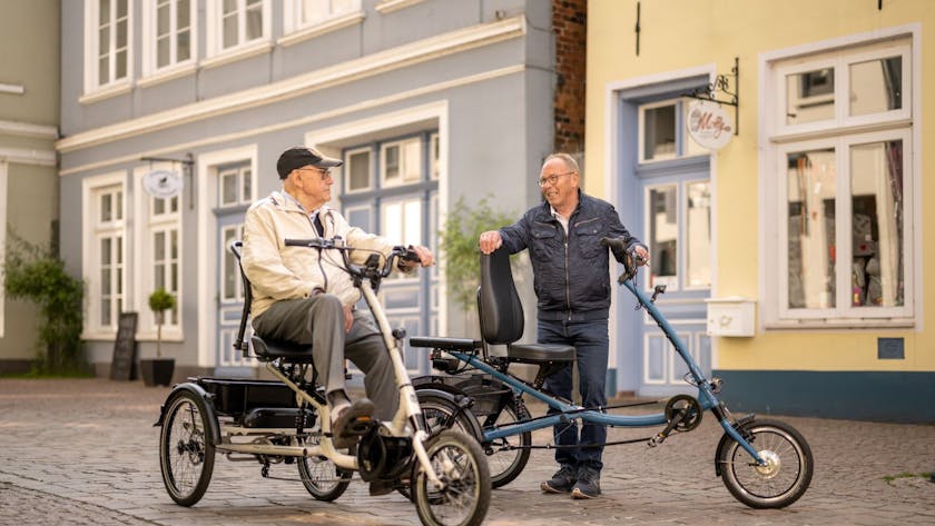Ein e-Dreirad kann die Mobilität erleichtern, gerade wenn diese durch ein körperliches Handicap einschränkt ist.
