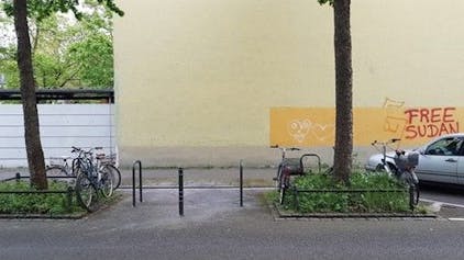 Mehrere Parkplätze in Köln-Humboldt/Gremberg wurden zu Fahrradabstellmöglichkeiten umgestaltet.