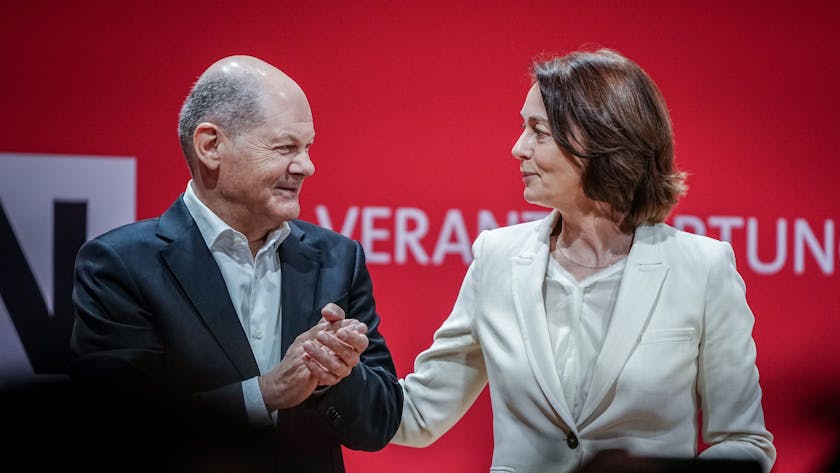Katarina Barley (SPD), designierte Spitzenkandidatin für die Europawahl, und Bundeskanzler Olaf Scholz (SPD).