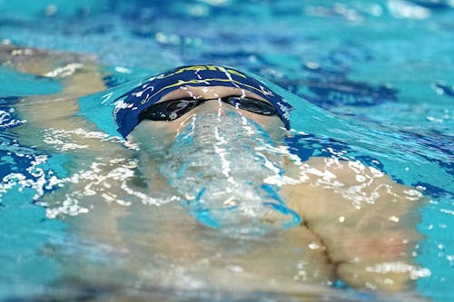 8.04.2024, Berlin: Schwimmen: Deutsche Meisterschaft, Entscheidungen: Lukas Märtens 200m Rücken