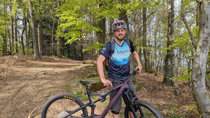 Max Schmidt ist Gründer der Trailacademy, einer Mountainbike-Schule aus Windeck.