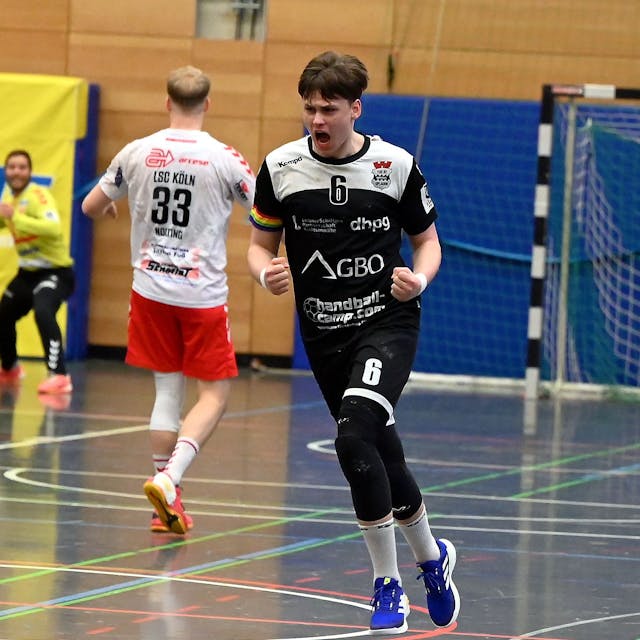 12.04.2024, Handball-Longericher SC - TuS Opladen

rechts: Maximilian Schmidt(Opladen)

Foto: Uli Herhaus