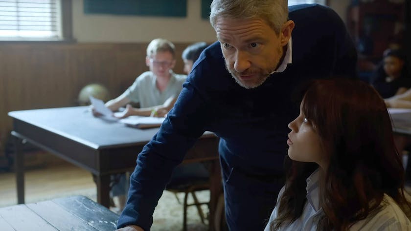 Sherlock-Star Martin Freeman in einer Szene zusammen mit Jenny Ortega im Film „Miller's Girl“. Der Altersunterschied der Darsteller sorgt für Kontroversen.