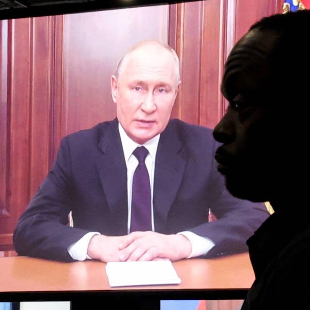 Kremlchef Wladimir Putin bei seiner Rede beim BRICS-Treffen in Südafrika. Russland bemüht sich um mehr Einfluss in Afrika – nun auch im Niger. (Archivbild)