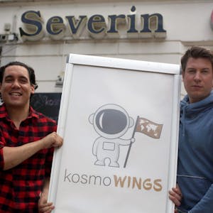 „kosmo Wings“-Betreiber Christian Kracht (l.) und „Severin“-Betreiber Jochen Nickels.