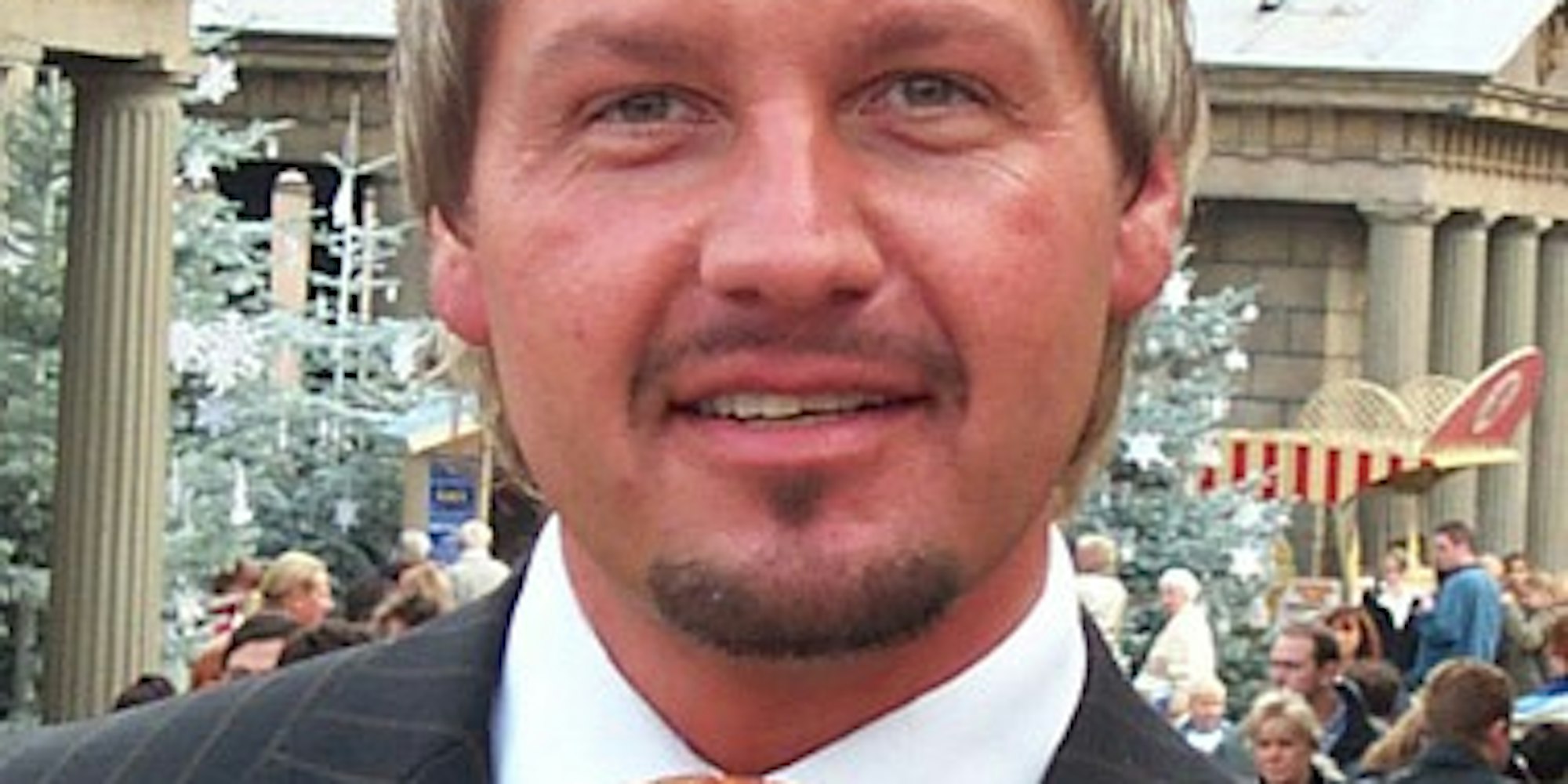 Robert Löffelhardt ist seit 1988 der Geschäftsführer des Phantasialands in Brühl.