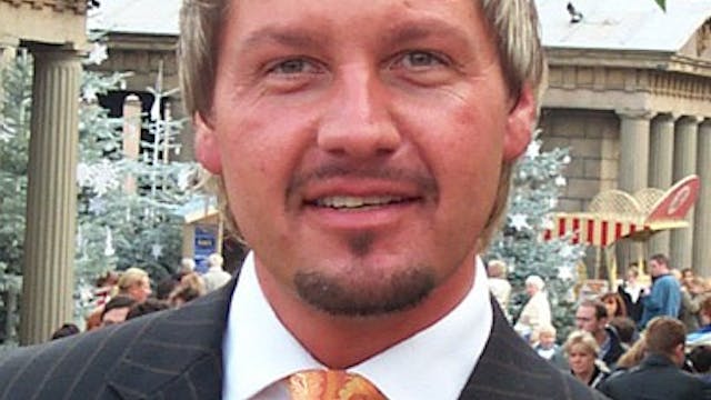 Robert Löffelhardt ist seit 1988 der Geschäftsführer des Phantasialands in Brühl.