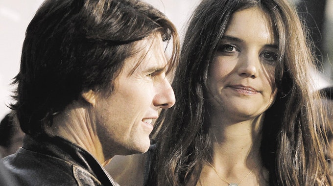 Die Noch-Eheleute Katie Holmes und Tom Cruise. Folgt jetzt ein erbitterter Kampf ums Sorgerecht für die gemeinsame Tochter Suri (6)?