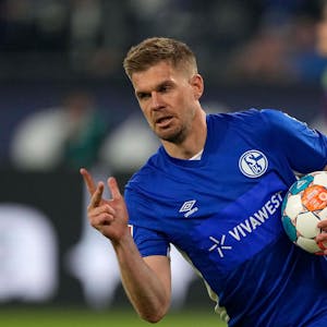 Terodde schieß Schalke in Liga 1