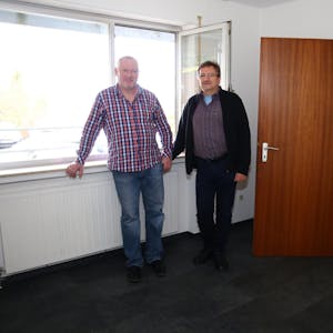 Platz für eine Rettungswache haben Michael Fink (l.) und Jörg Koch in ihrer Betreuungseinrichtung geschaffen.