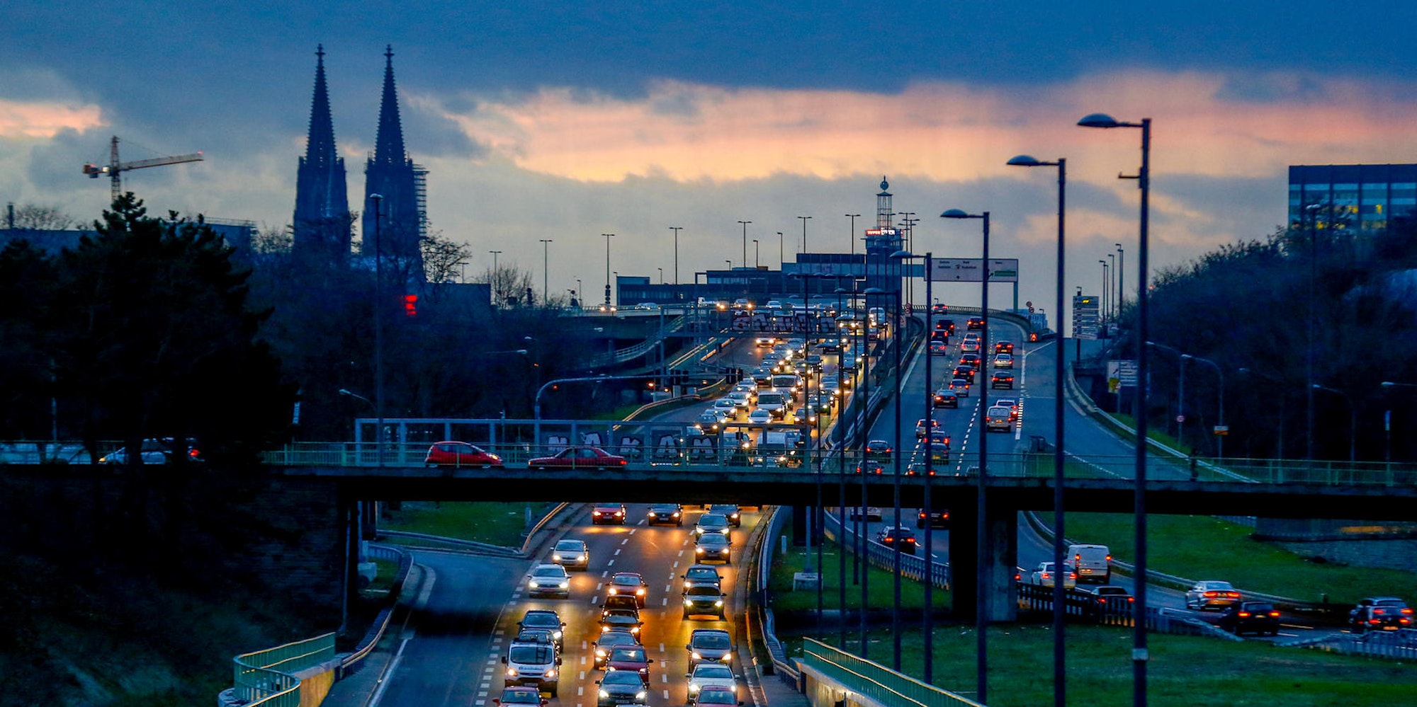 Autoverkehr in Köln