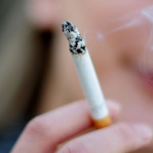 Rauchen Lungenkrebs Symbol dpa