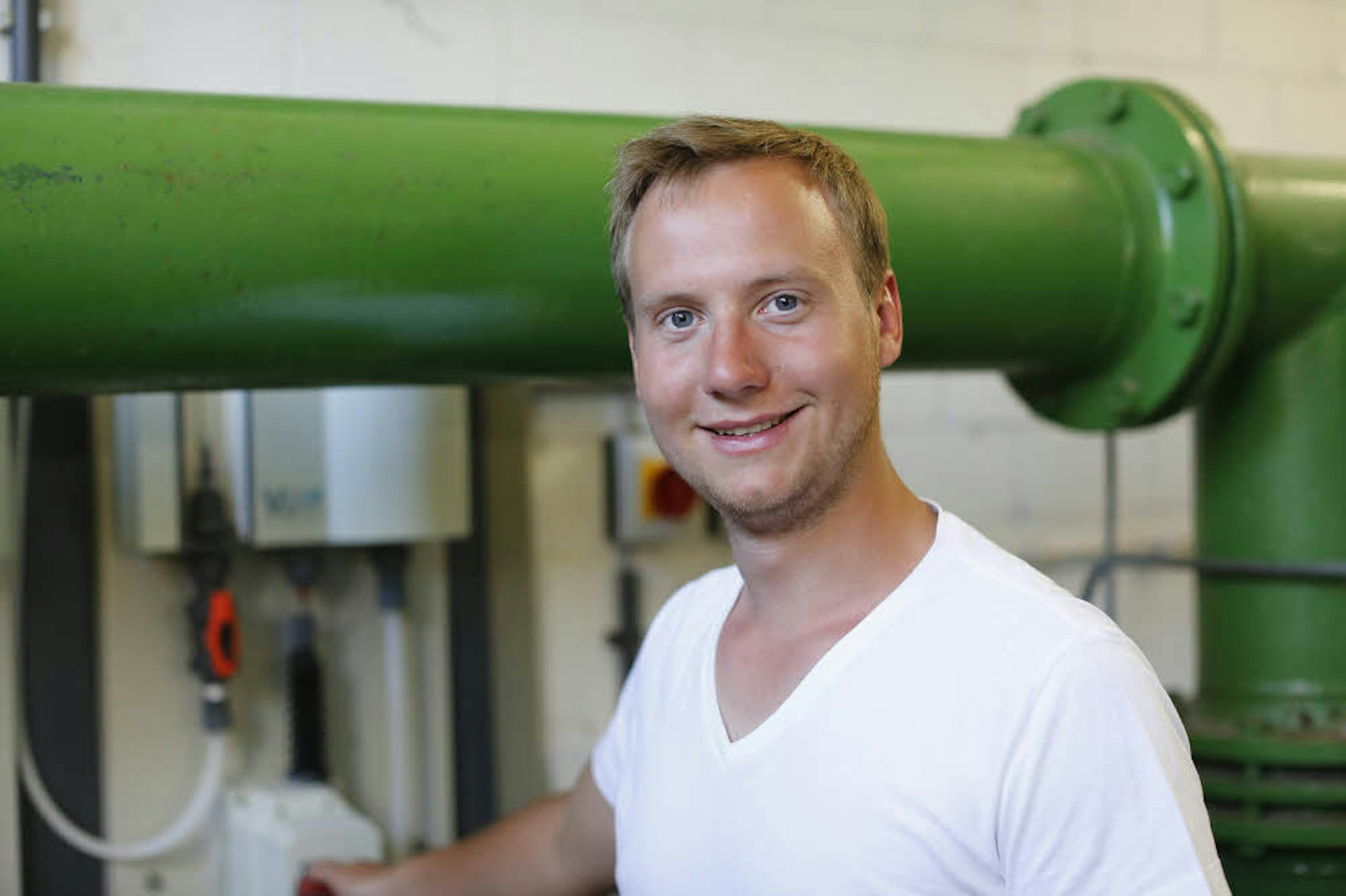 Sören Roth (24) ist als Meister für Bäderbetriebe neu im Amt.